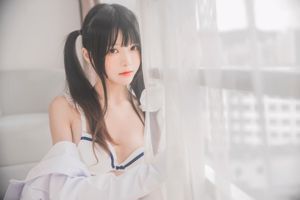 Sakura Momao "Wit overhemd en dubbele paardenstaarten" [Lori COS]
