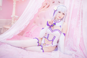 [COS Bienestar] Weibo Girl Paper Cream Moon Shimo - Emilia