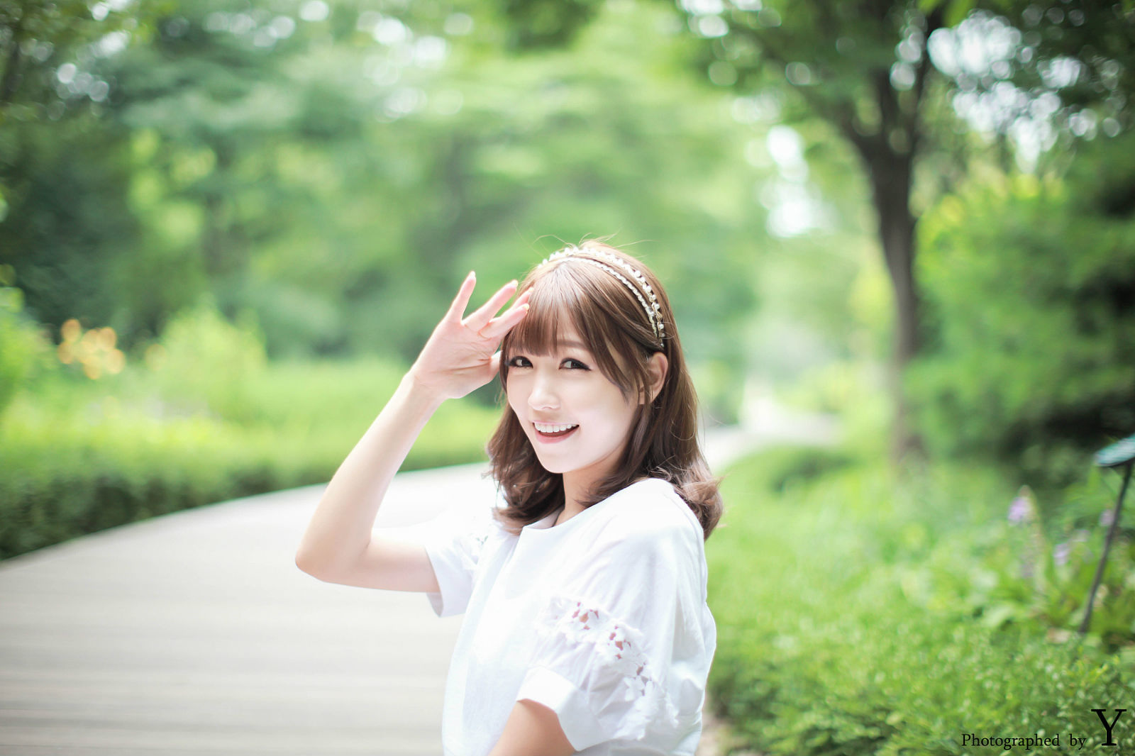 Lee Eun-hye „Outside Photo in Park Skirt” [koreańska piękność] Strona 19 No.a22ecc